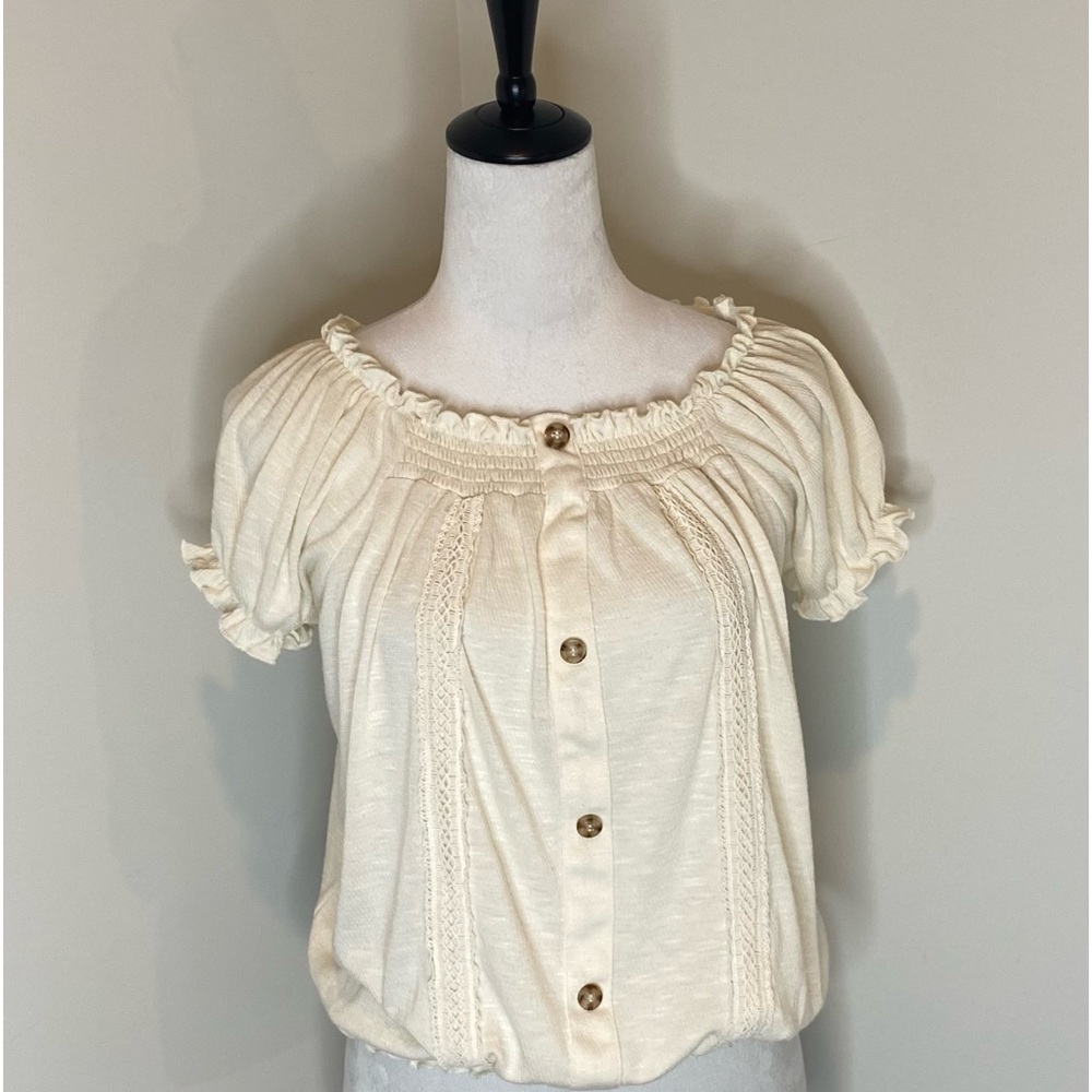Eyeshadows Girls Clothing, Beige Top worn on/off shoulders. Elastic waist, Sz 16